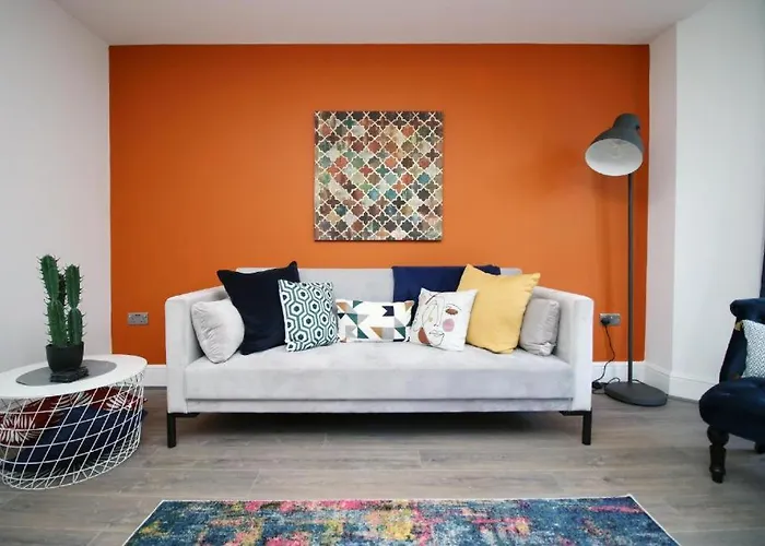 Chic 3-Bed Stay Near Cardiff\'S Top Sights