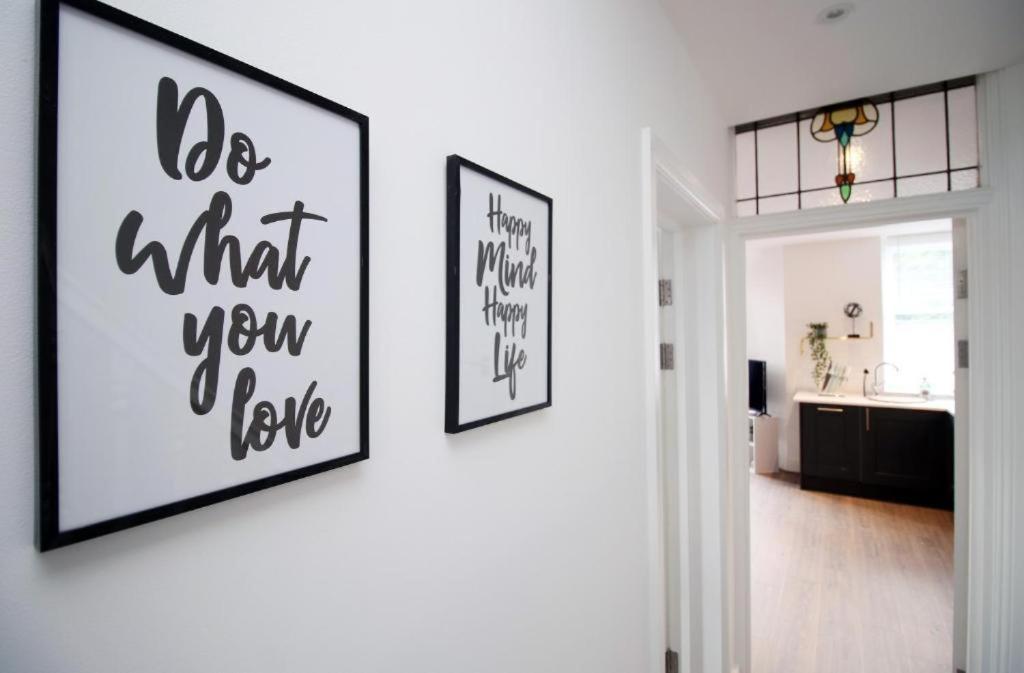 Chic 3-bed Near Cardiff's Sights