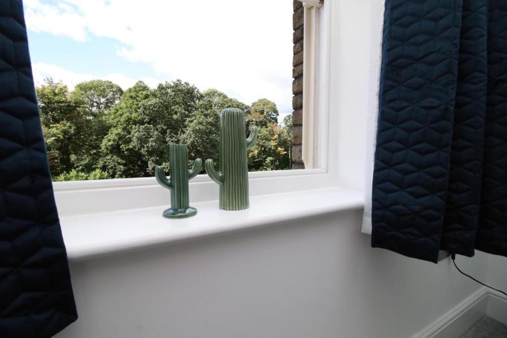 Apartment Chic 3-bed Near Cardiff's Sights Cardiff